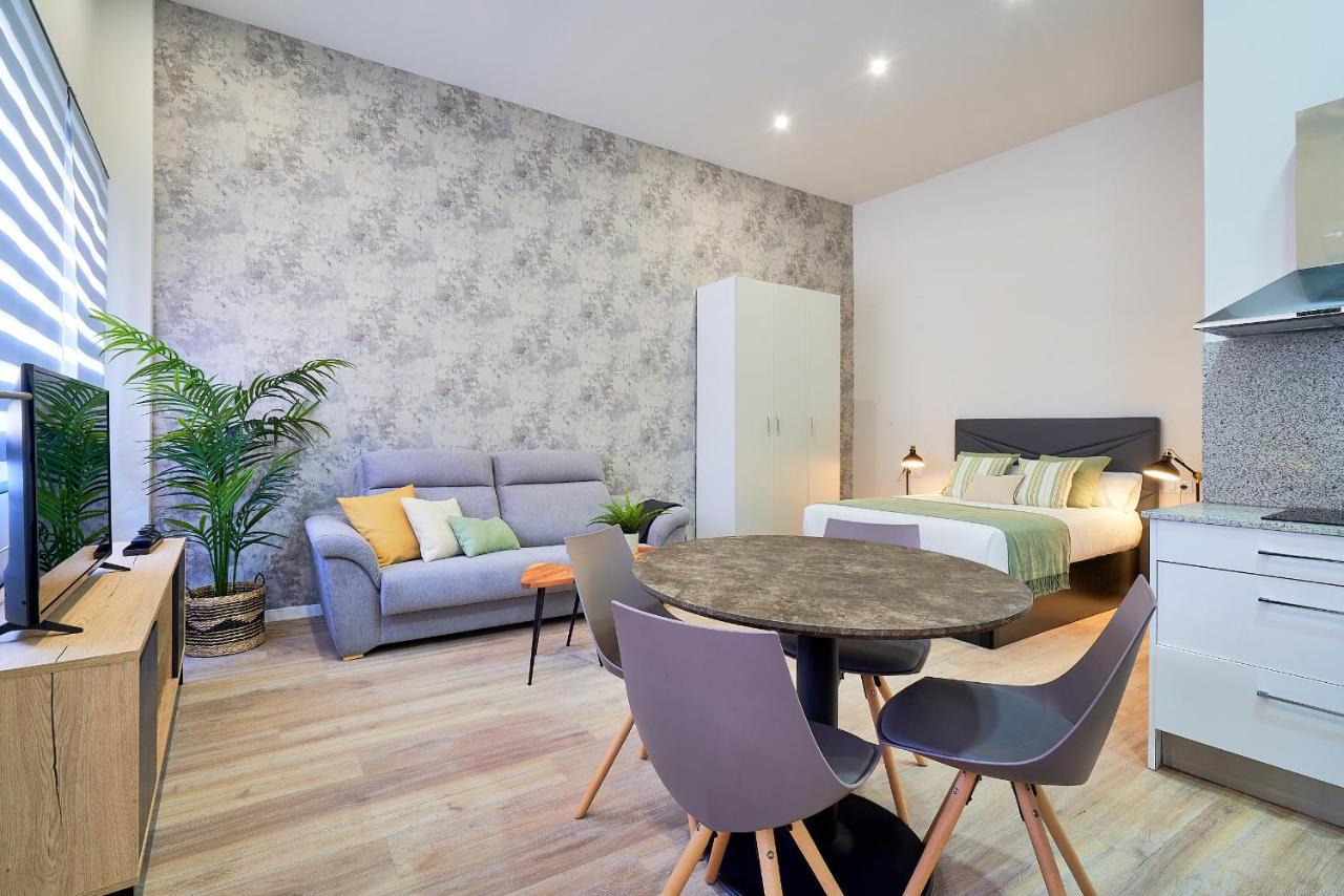 Del Parque Flats Estudio Capuchinos มาลากา ภายนอก รูปภาพ