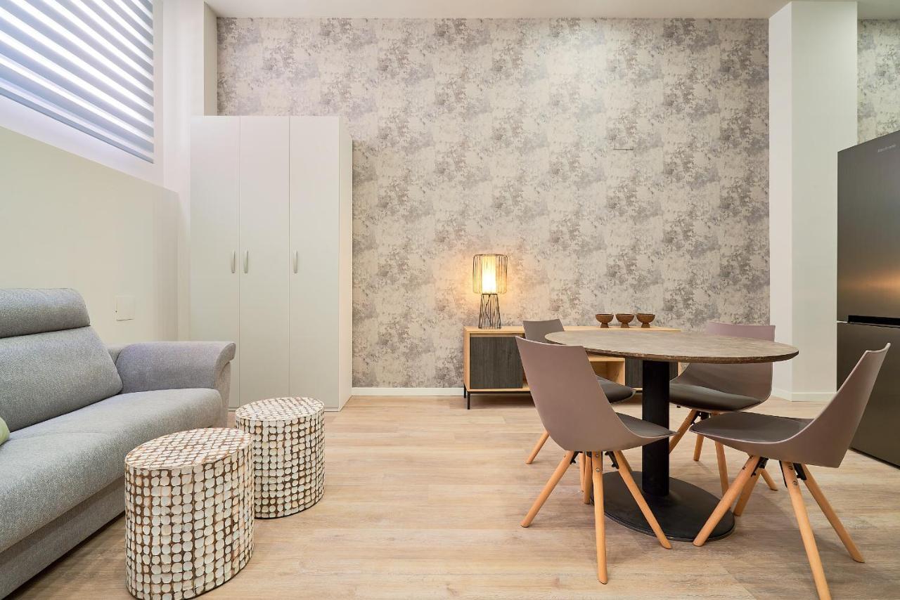 Del Parque Flats Estudio Capuchinos มาลากา ภายนอก รูปภาพ