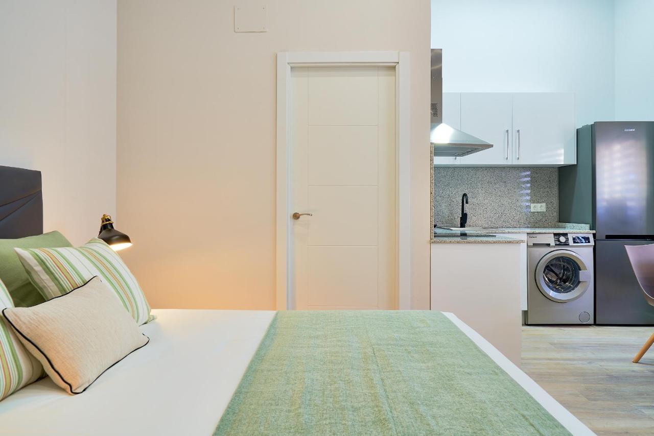 Del Parque Flats Estudio Capuchinos มาลากา ภายนอก รูปภาพ