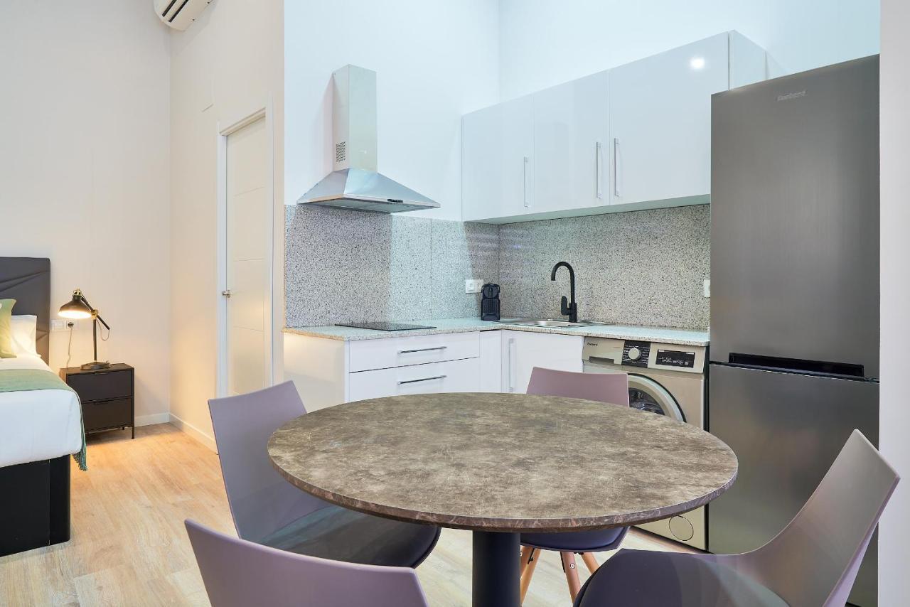 Del Parque Flats Estudio Capuchinos มาลากา ภายนอก รูปภาพ