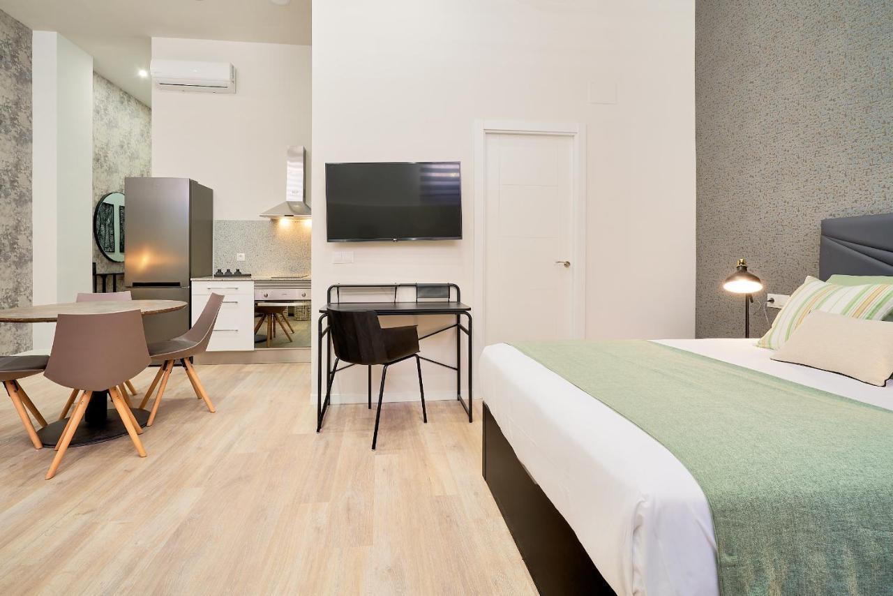 Del Parque Flats Estudio Capuchinos มาลากา ภายนอก รูปภาพ