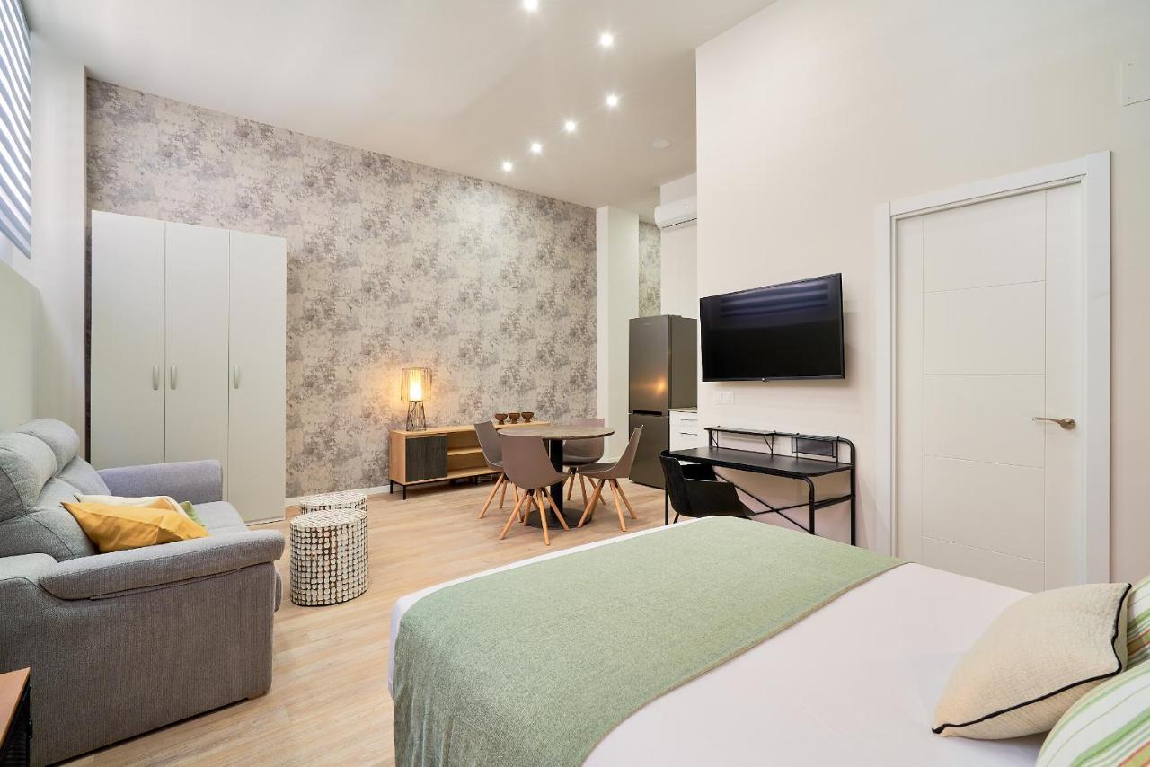 Del Parque Flats Estudio Capuchinos มาลากา ภายนอก รูปภาพ